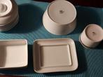 Hutschenreuther servies, Huis en Inrichting, Keuken | Servies, Ophalen of Verzenden, Zo goed als nieuw, Porselein, Effen