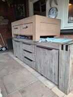 Te koop dressoir .salontafel.en eettafel, Huis en Inrichting, Ophalen of Verzenden, Zo goed als nieuw, 25 tot 50 cm