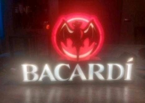 Bacardi lichtbak, Verzamelen, Merken en Reclamevoorwerpen, Lichtbak of (neon) lamp, Ophalen of Verzenden