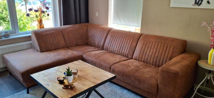 Elia hoekbank cognac, Huis en Inrichting, Banken | Complete zithoeken, Zo goed als nieuw, Metaal, Stof, Ophalen