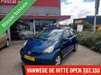 Toyota Aygo 1.0-12V + nw koppeling apk airco, Voorwielaandrijving, Stof, Gebruikt, 68 pk