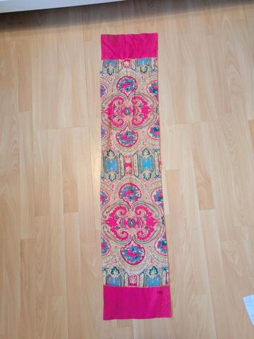 Oilily sjaal – kleurrijk & uniek beschikbaar voor biedingen