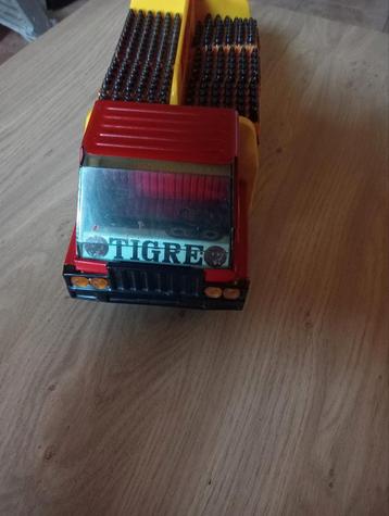 Tigre beschikbaar voor biedingen