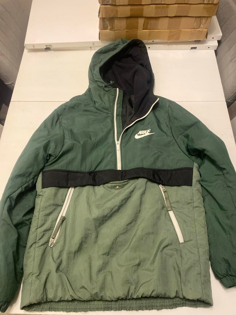 Nike jas maat S (valt als M), Ophalen, Zo goed als nieuw, Maat 46 (S) of kleiner, Groen