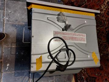 Inbouw oven okw393 onder/boven warmte met gril en turbo beschikbaar voor biedingen
