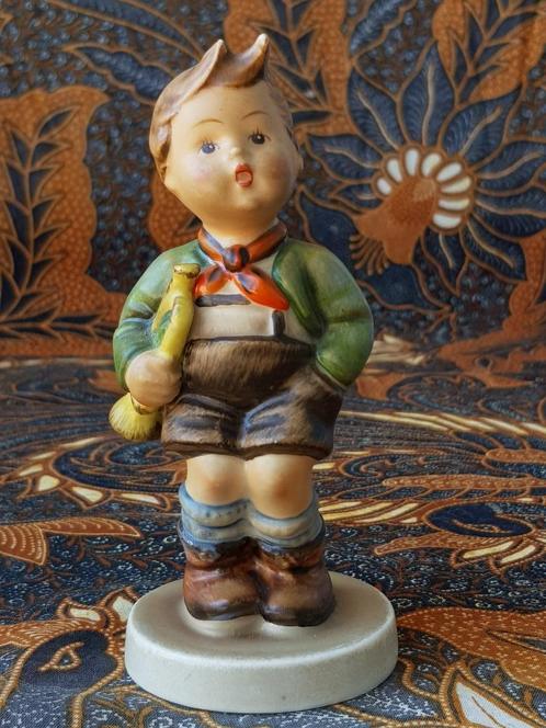 Trumpet Boy mooi vintage Hummel Goebel beeldje uit Duitsland, Antiek en Kunst, Antiek | Porselein, Ophalen of Verzenden