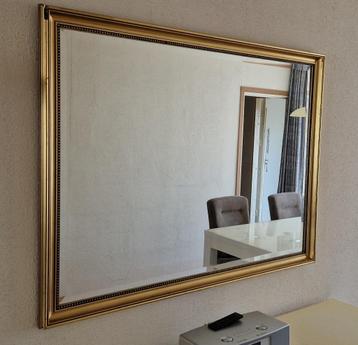 grote mooie spiegel 130x99 beschikbaar voor biedingen