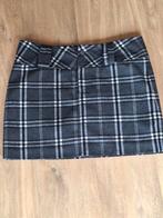 Korte rok grijs geruit Pescara maat 42, Kleding | Dames, Rokken, Maat 42/44 (L), Pescara, Ophalen of Verzenden, Zo goed als nieuw