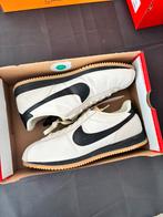 Nike cortez txt black coconut milk ‘maat 44,5-45-45,5’, Overige kleuren, Nike, Nieuw, Ophalen of Verzenden