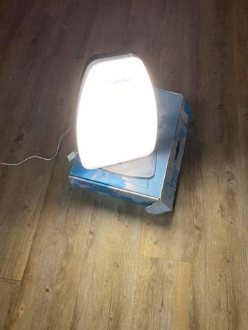 Daglichtlamp beschikbaar voor biedingen