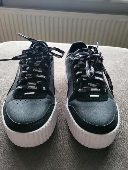 Zwart witte puma sneakers maat 38.5, Kleding | Dames, Schoenen, Zo goed als nieuw, Sneakers of Gympen, Zwart, Ophalen of Verzenden
