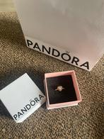 Pandora ring, Eén persoon