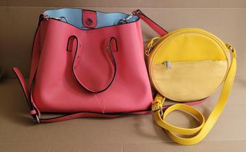 Rose en gele damestas Clockhouse en H&M beschikbaar voor biedingen