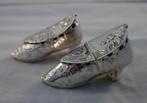 2 Antieke Zilveren Doosjes in de vorm van Dames Schoentjes, Antiek en Kunst, Verzenden, Zilver