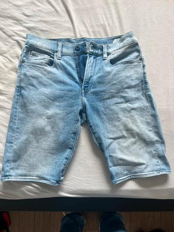 G-star korte broek beschikbaar voor biedingen