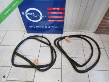 Raamrubber achterruit opel ascona b en zeer veel onderdelen beschikbaar voor biedingen
