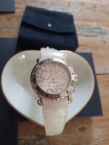 Chopard Happy Sport 42 mm chronograph  met 5 diamantjes beschikbaar voor biedingen