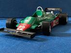 Alfa Romeo 179 Benetton 1/24 Burago, Hobby en Vrije tijd, Modelauto's | 1:24, Ophalen of Verzenden, Bburago, Zo goed als nieuw