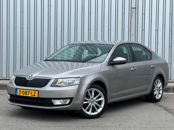 Skoda Octavia 1.8 TSI DSG 180pk Aut Clima Cruise BT PDC 2013 beschikbaar voor biedingen