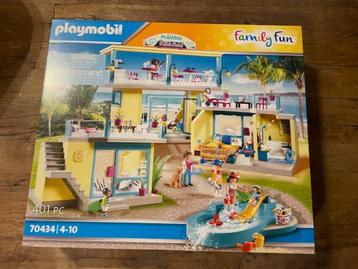 Playmobil Family Fun Strandhotel - 70434 beschikbaar voor biedingen