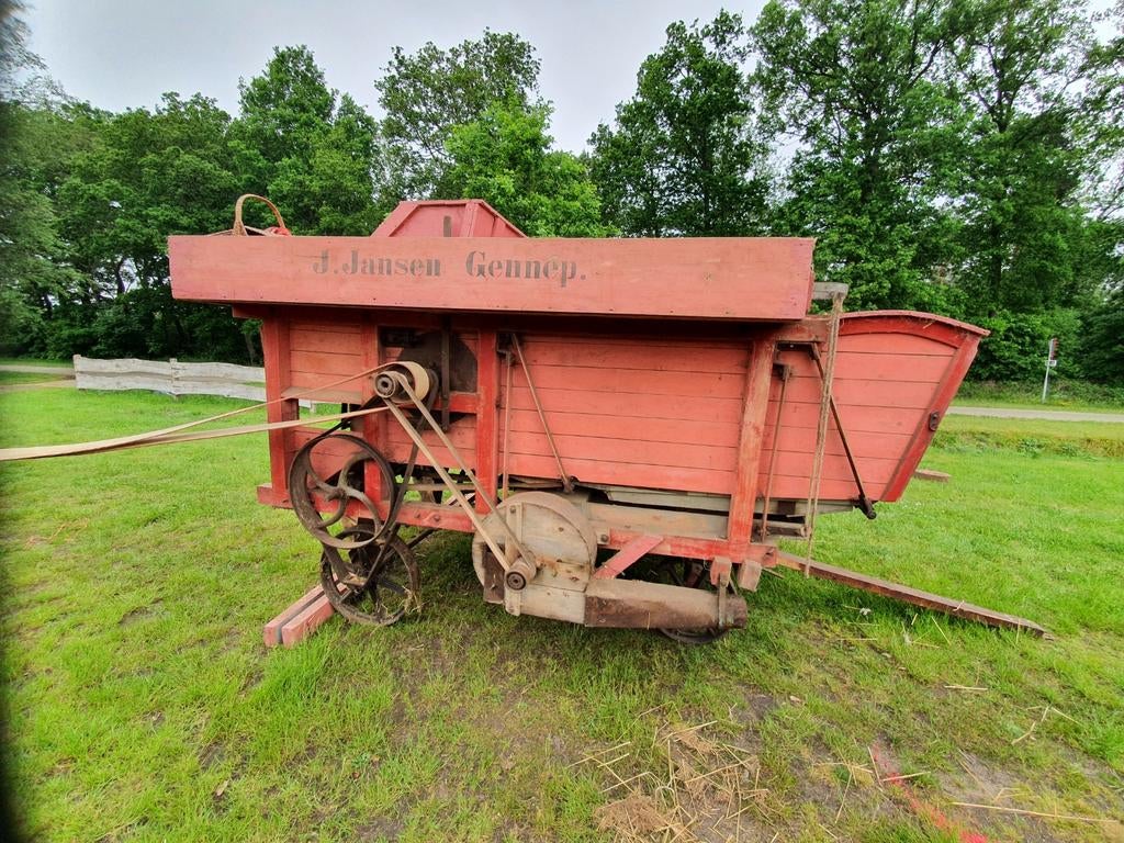 Nostalgische dors kast landbouw oldtimer, Ophalen