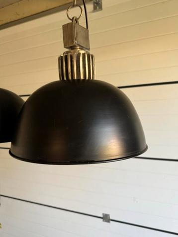 Industriële Hanglampen Set beschikbaar voor biedingen