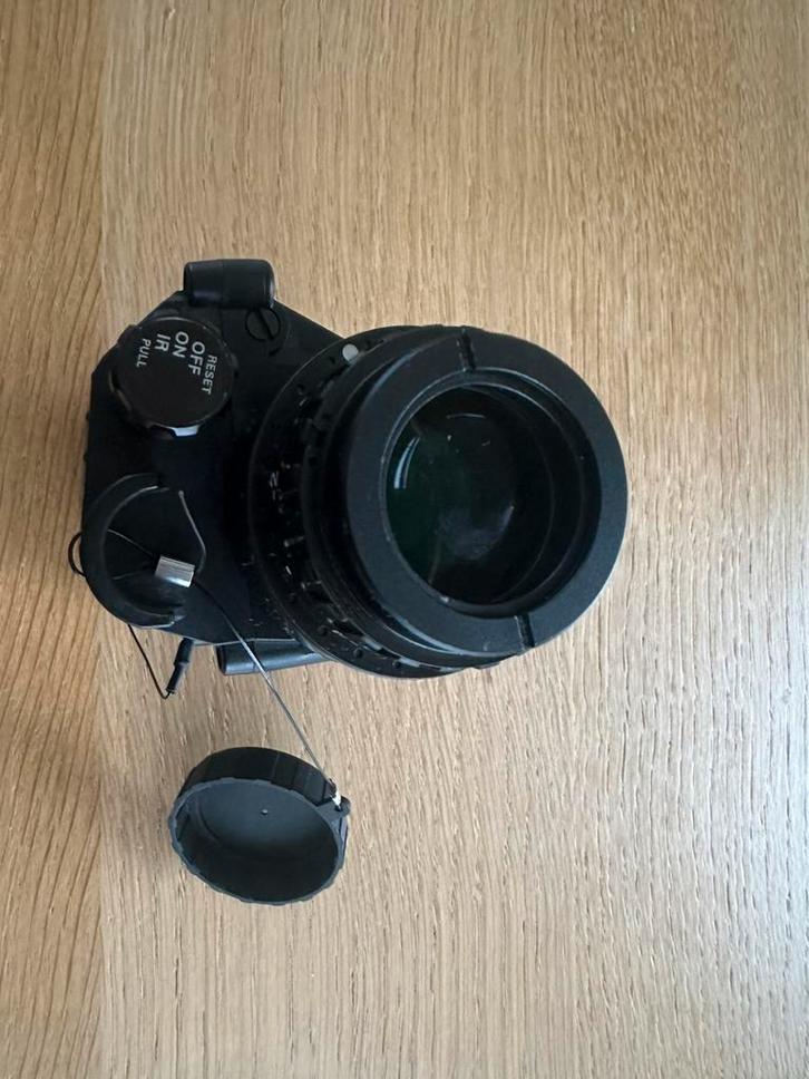 Pvs-14 gen 3 nachtkijker, Audio, Tv en Foto, Optische apparatuur | Verrekijkers, Zo goed als nieuw, Overige typen, Nachtkijker