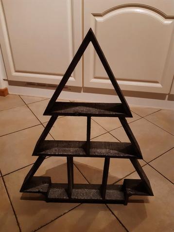 HOUTEN KERSTBOOM beschikbaar voor biedingen