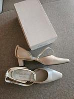 White lady leren bruidsschoenen trouwschoenen mt 43 ivory, Ophalen of Verzenden, Zo goed als nieuw, Wit, Trouwjurk