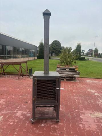 Houtkachel staal beschikbaar voor biedingen