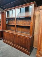 Prachtige schoolkast / buffetkast / vitrinekast/ winkelkast, Antiek en Kunst, Ophalen