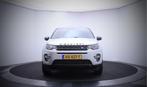 Land Rover Discovery Sport 2.0Si4 4WD SE DYNAMIC PANO/LEDER/, Auto's, Land Rover, Emergency brake assist, Te koop, Zilver of Grijs