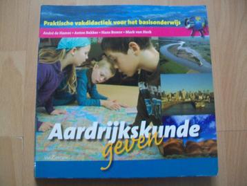 Aardrijkskunde geven Isbn 9789023243199 beschikbaar voor biedingen