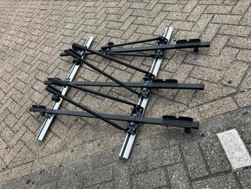 Dakdragers Dacia Duster en 3 fietsendragers  beschikbaar voor biedingen