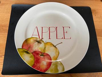 Vintage dinerbord van Jet by ter Steege . beschikbaar voor biedingen