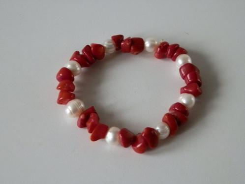 Koraal armband. Koraal met parels armband., Sieraden, Tassen en Uiterlijk, Armbanden, Zo goed als nieuw, Overige materialen, Overige kleuren