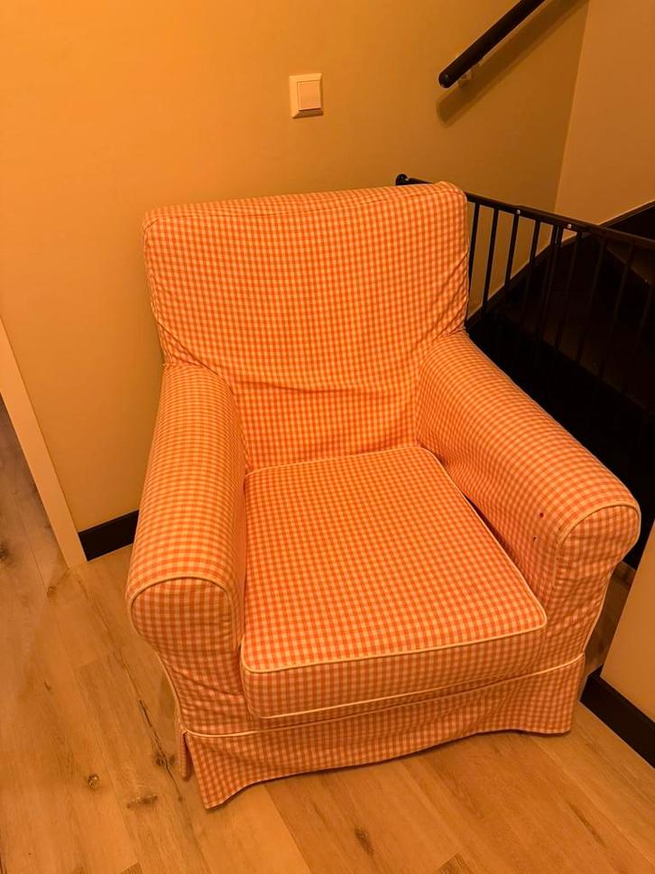 Gratis Fauteuil ikea ektorp roze/wit, Huis en Inrichting, Fauteuils, Zo goed als nieuw, 75 tot 100 cm, Ophalen of Verzenden