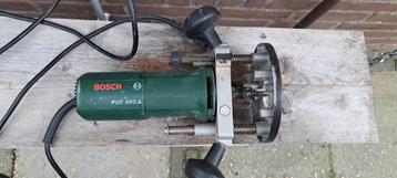 Gebruikte Bosch POF 500 A bovenfrees. Functioneert nog goed, beschikbaar voor biedingen
