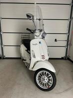 Vespa Sprint, Fietsen en Brommers, Scooters | Vespa, Ophalen of Verzenden, Zo goed als nieuw, Benzine