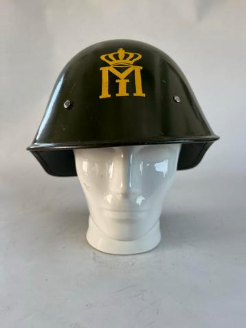 Roemeense M38 Parade Helm Guard Divisie Koning Mihai I beschikbaar voor biedingen