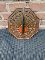 Vintage Antieke gietijzeren Zonnewijzer., Tuin en Terras, Zonnewijzers, Ophalen of Verzenden, Gebruikt