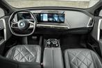 BMW iX xDrive40 Sport Edition | Sky Lounge Roof | Softclose, Auto's, BMW, Automaat, Gebruikt, Blauw, 31 min