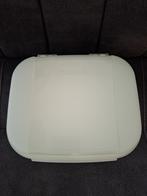Bewaardoos van Tupperware, Huis en Inrichting, Keuken | Tupperware, Ophalen of Verzenden, Gebruikt, Wit, Overige typen