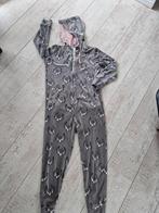 Leuke onesie met zwanen - Maat 140, Ophalen of Verzenden, Zo goed als nieuw