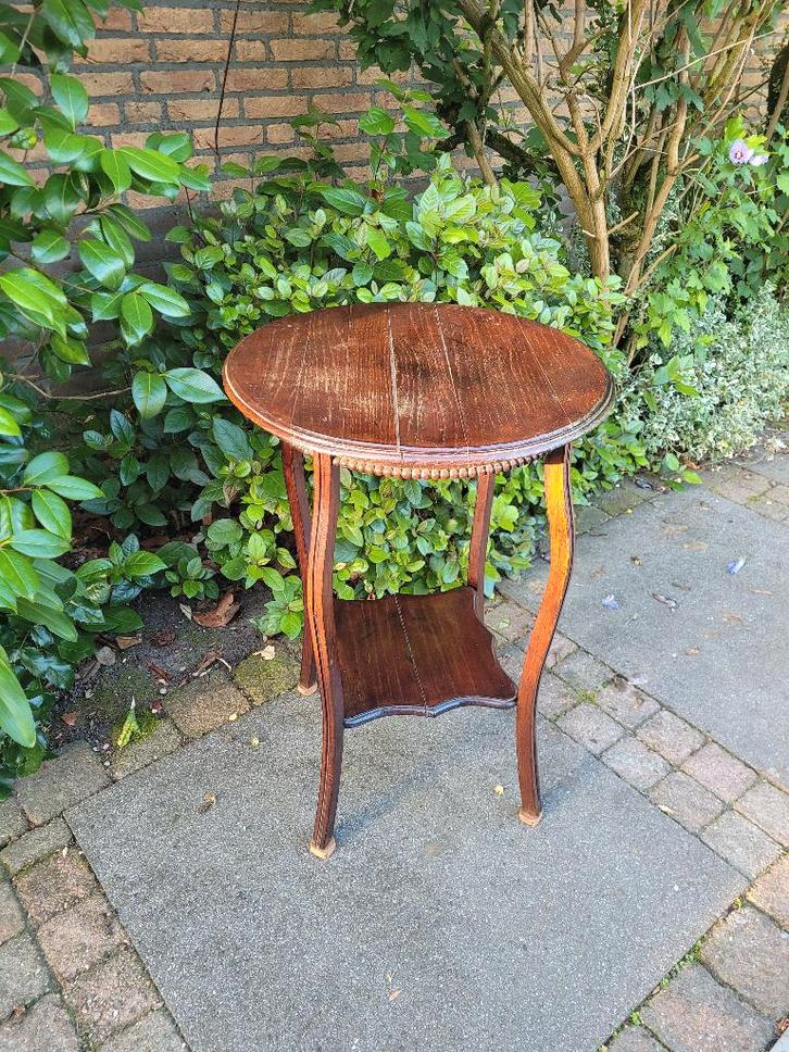 Antiek vol houten rond bijzettafeltje planten tafeltje, Antiek en Kunst, Curiosa en Brocante, Ophalen