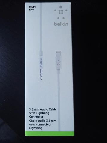 iPhone naar AUX (3.5 mm) kabel beschikbaar voor biedingen