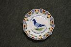 Delfts bord met duivensport Oost Brabant, Ophalen of Verzenden, Zo goed als nieuw, Porselein, Bord of Schaal