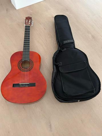Gitaar + Beschermhoes - Zo Goed Als Nieuw! beschikbaar voor biedingen