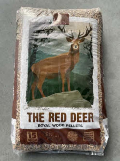Houtpellets Red Deer zak 15 kilo met keurmerk, Tuin en Terras, Haardhout, Blokken, Overige houtsoorten, Ophalen
