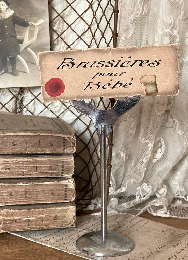 Brocante oud winkelstandaardje / schoenstandaardje, Antiek en Kunst, Curiosa en Brocante, Verzenden